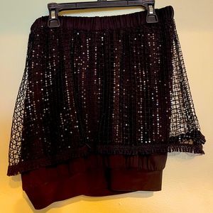 Analili Black Strapless Crop Top